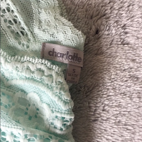 Light blue lace crop top - Picture 4 of 4